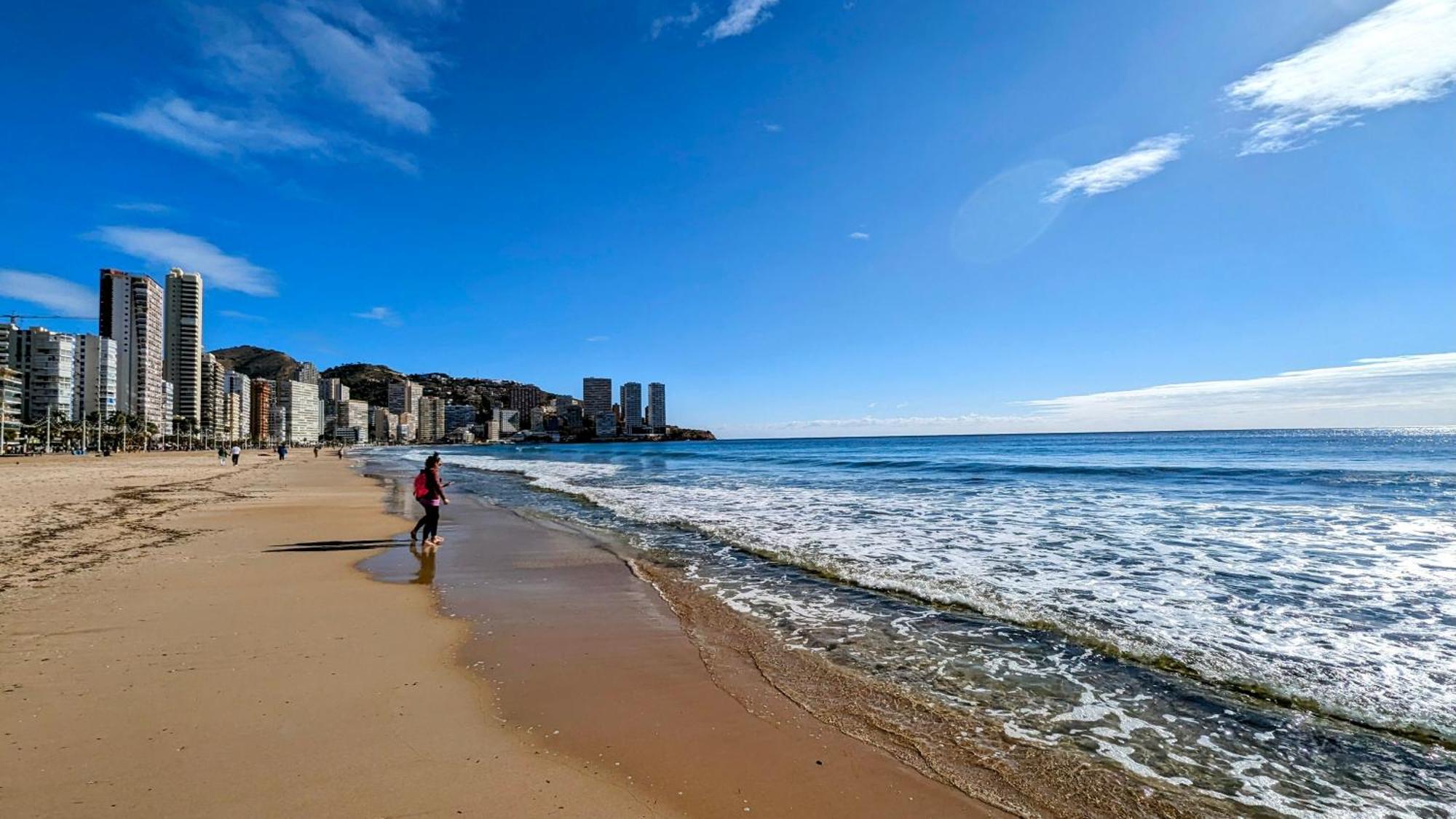 Las Arenas Sea Front Apartments Бенидорм Екстериор снимка