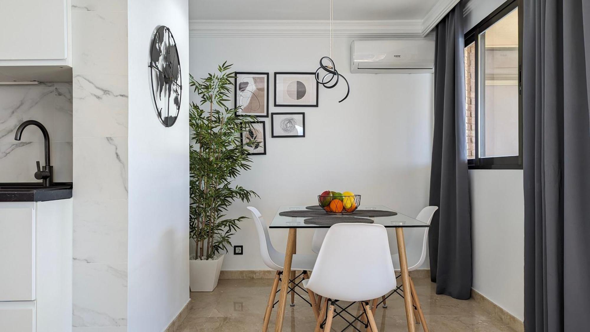 Las Arenas Sea Front Apartments Бенидорм Екстериор снимка