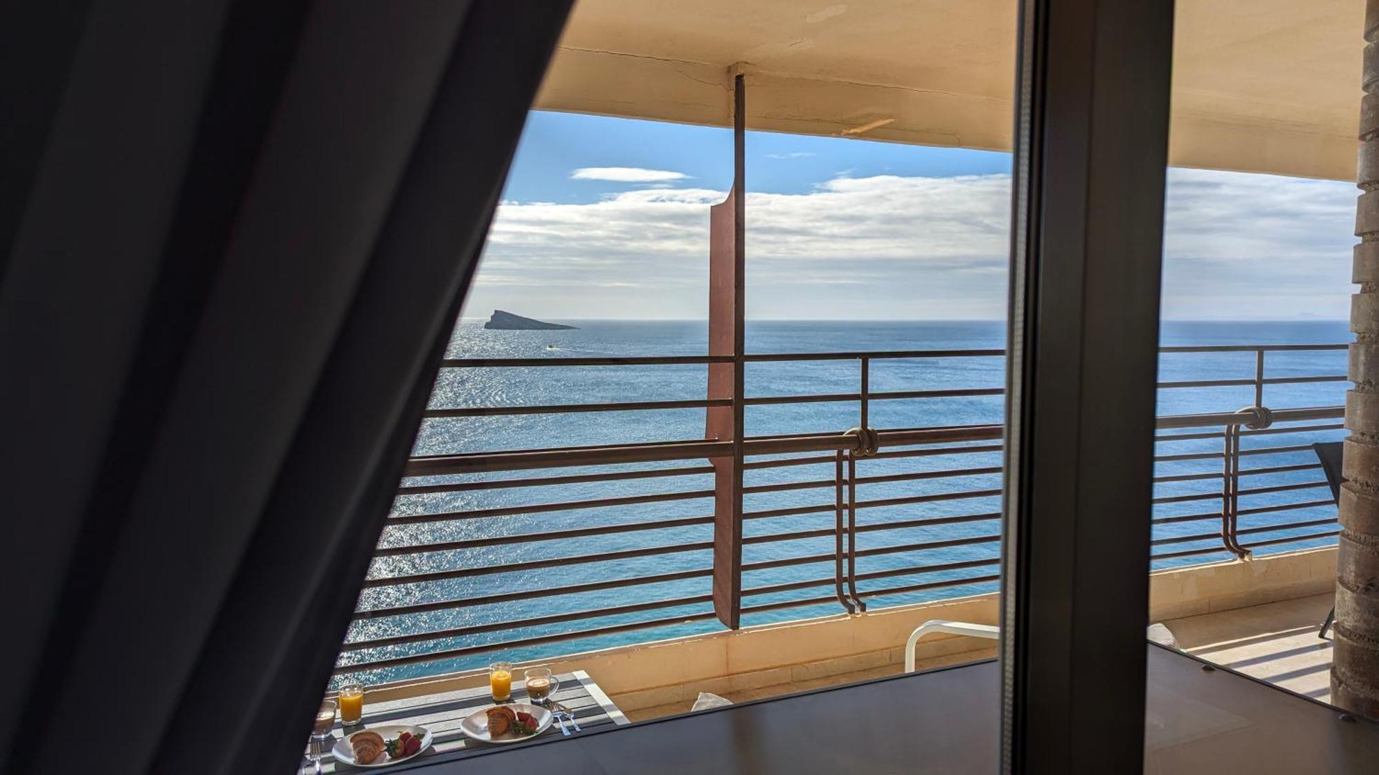 Las Arenas Sea Front Apartments Бенидорм Екстериор снимка