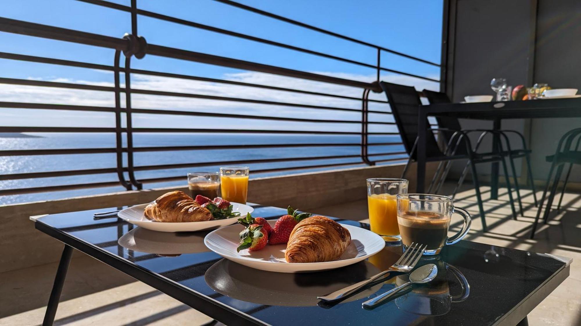 Las Arenas Sea Front Apartments Бенидорм Екстериор снимка