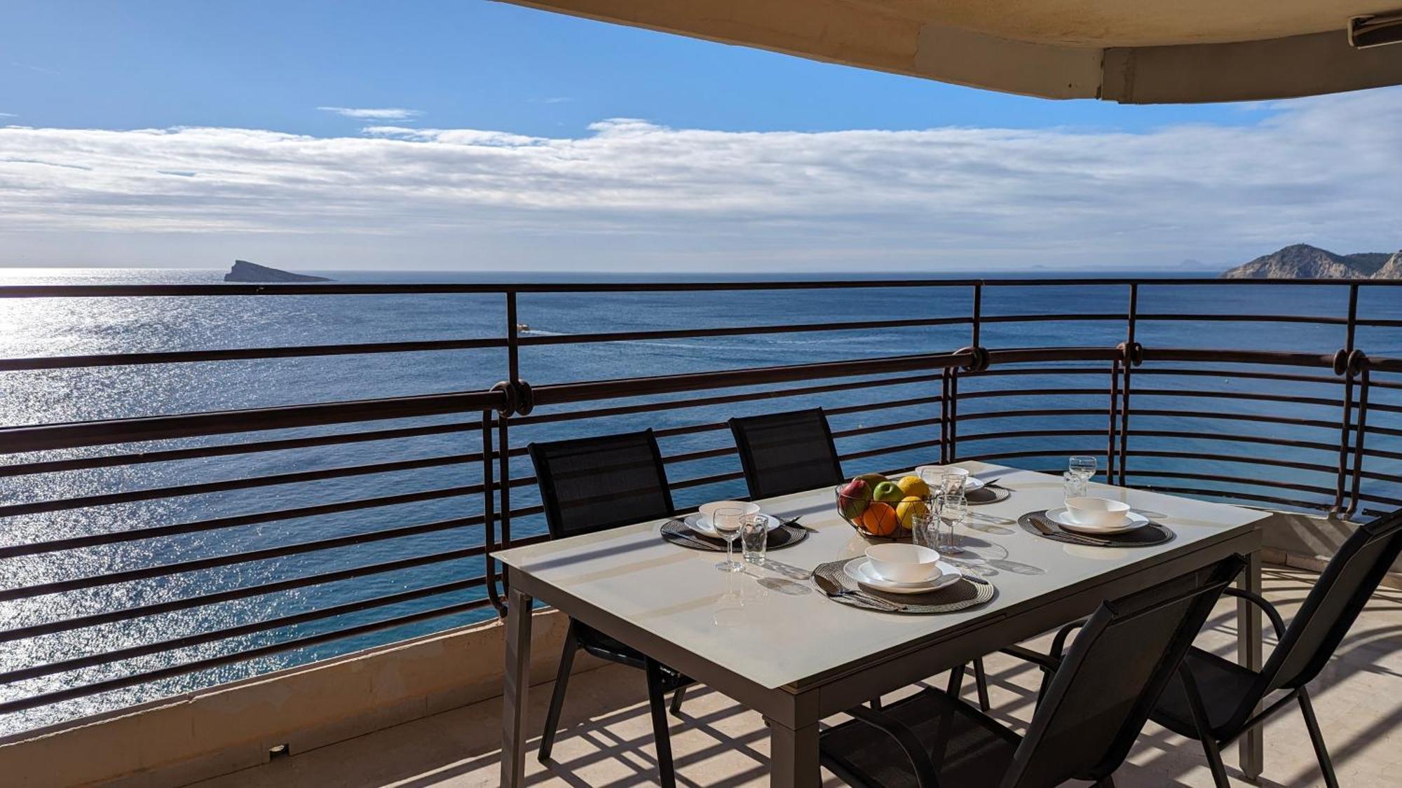 Las Arenas Sea Front Apartments Бенидорм Екстериор снимка