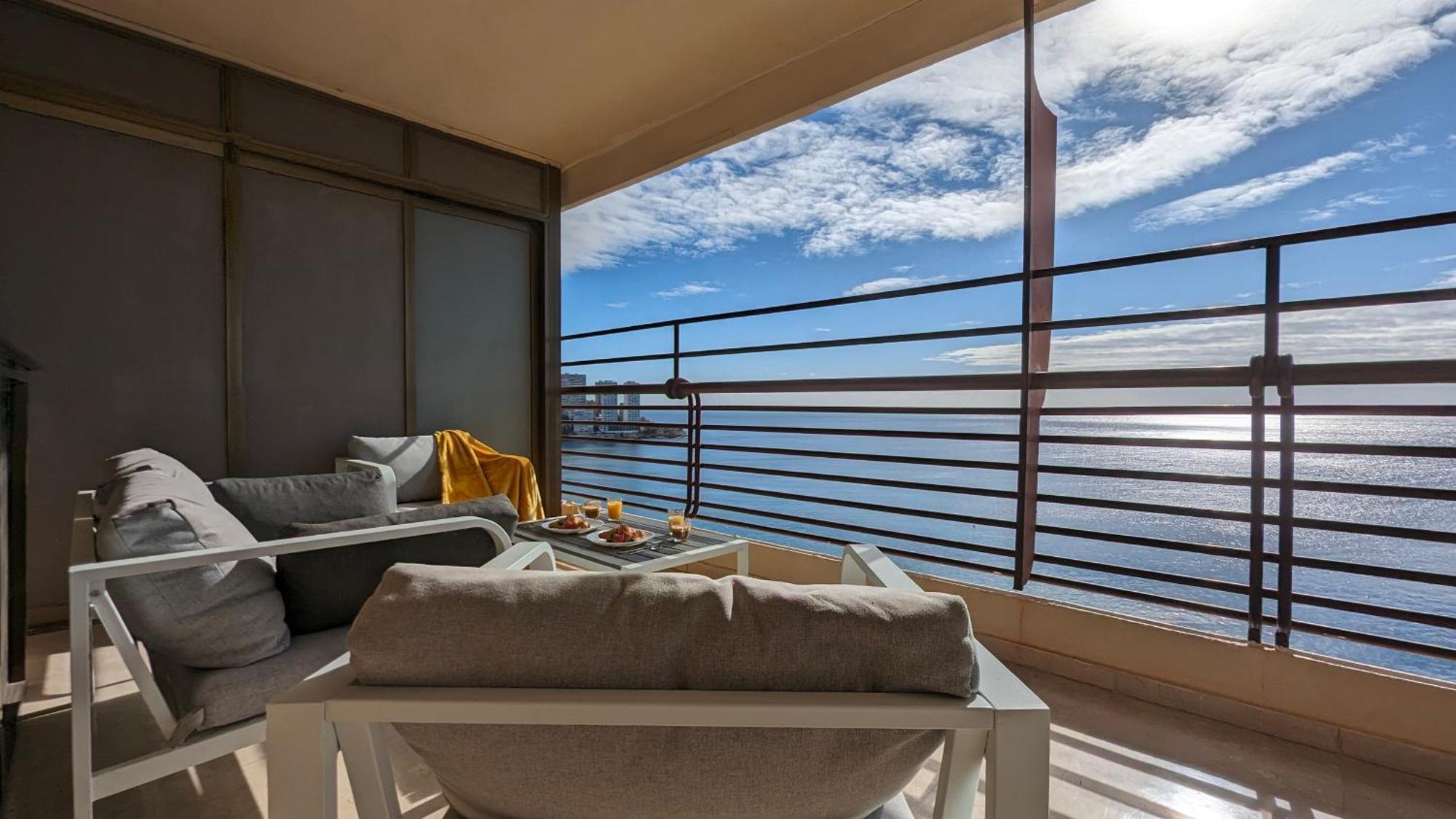 Las Arenas Sea Front Apartments Бенидорм Екстериор снимка
