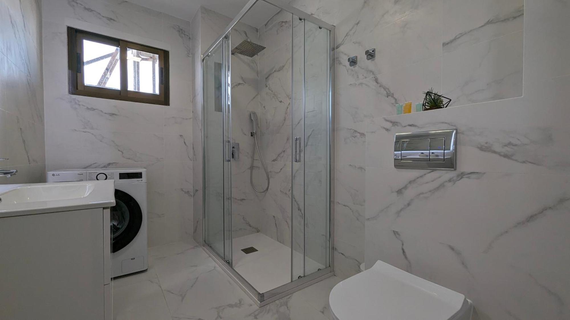 Las Arenas Sea Front Apartments Бенидорм Екстериор снимка