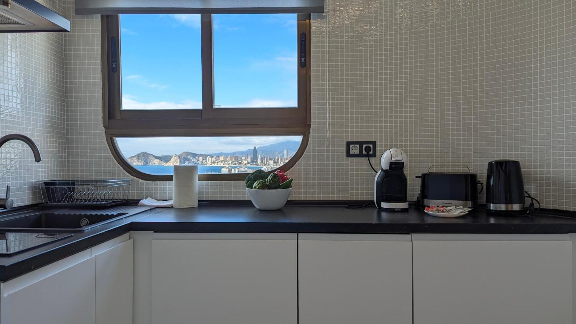 Las Arenas Sea Front Apartments Бенидорм Екстериор снимка