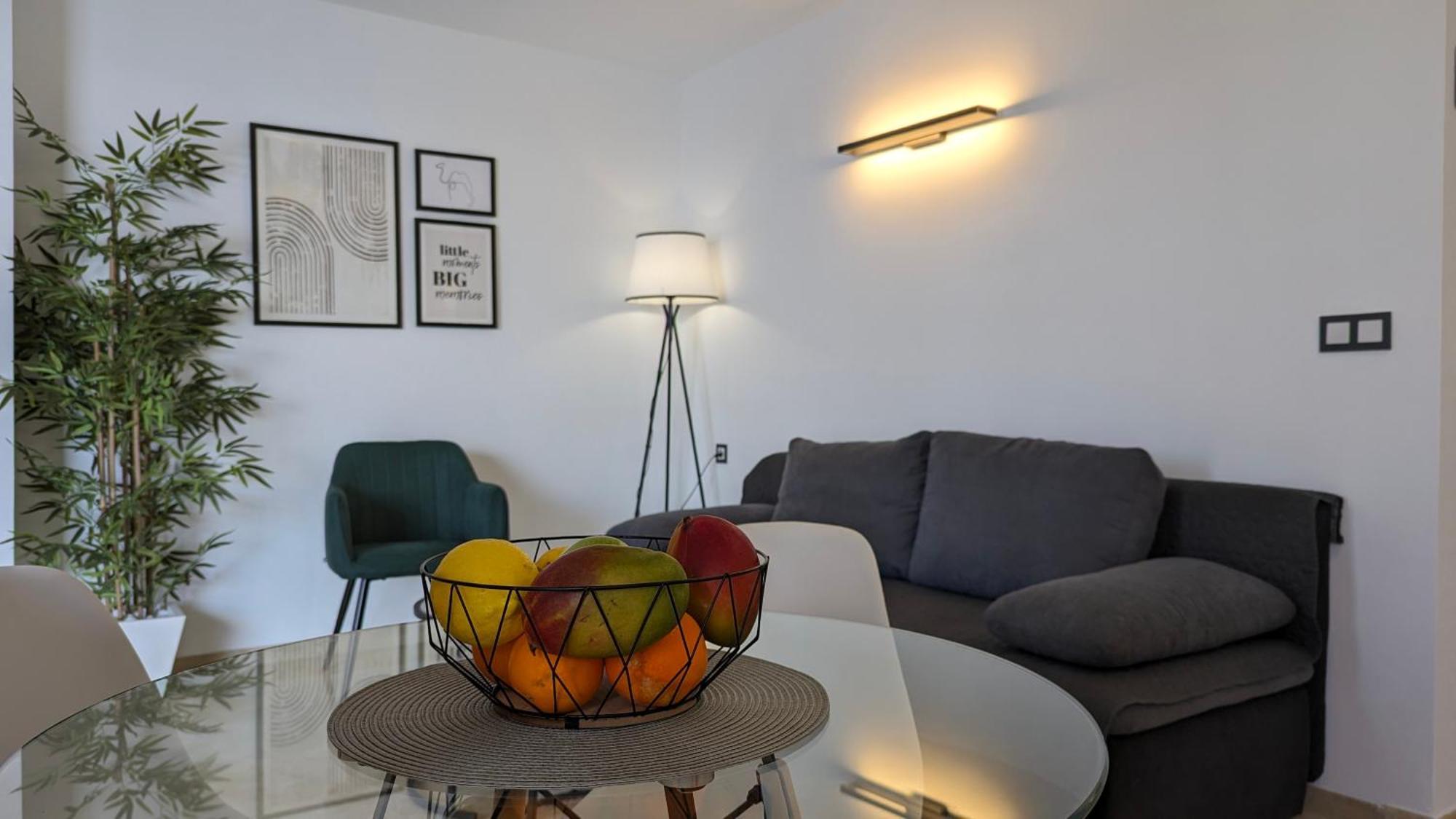 Las Arenas Sea Front Apartments Бенидорм Екстериор снимка